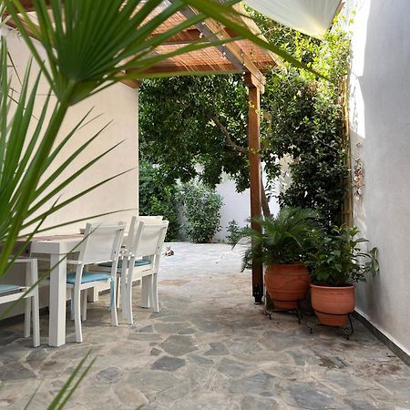 Maria'S Jasmine Lägenhet Volos Exteriör bild