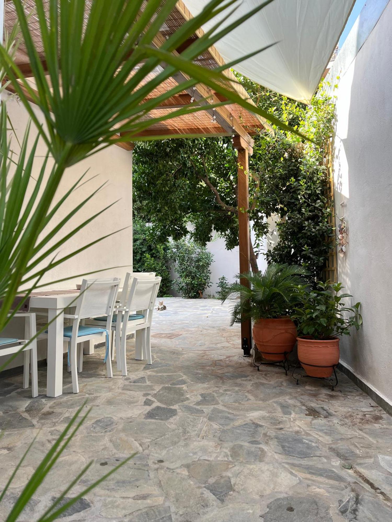 Maria'S Jasmine Lägenhet Volos Exteriör bild